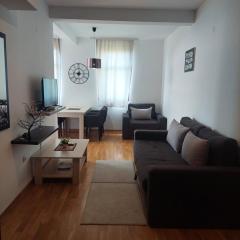 Apartmansko naselje DVORI