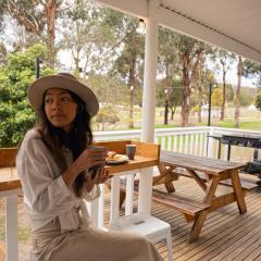 Eight Acres Lakes Entrance