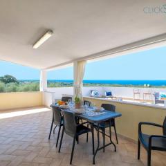 ClickSardegna Villa Brionis sea view, 7 bedrooms, 5 bathrooms and 3 kitchens