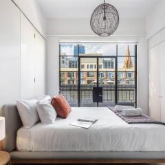 Majorca Classic - Boutique Flinders Lane Balcony Pad