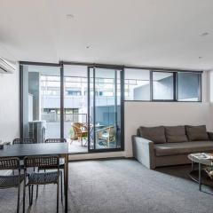 Little Collins Comfort - CBD Stay in Free Tram Zone