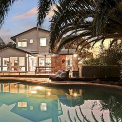 Pool & Table Tennis - Mornington Peninsula Beach House