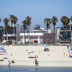 Venice on the Beach Hotel