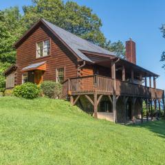Christmas Tree Cabin Secluded Asheville Area Log Cabin with a View!