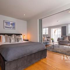 Modern Luxury Apartment In The Heart of Henley