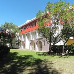 Charmant appartement avec terrasse, parking gratuit et animaux acceptés, proche des thermes à Lamalou - FR-1-451-89