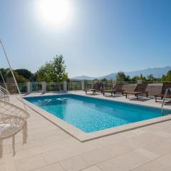 Stunning Home In Cista Provo With Outdoor Swimming Pool