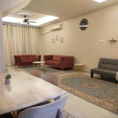 Axaida Homestay Parit Jawa