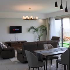 Lovely 3 bedroom with a view of the park