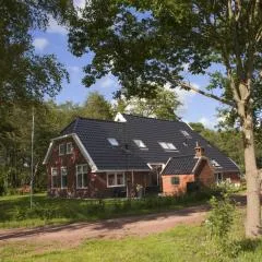 Safaritent at Recreatiepark Westerkwartier - Housity