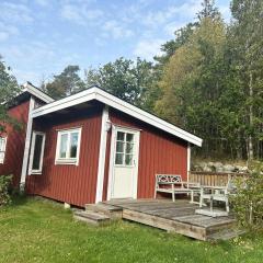 Cozy cottage on the edge of the forest near Fjallbacka