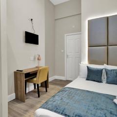 Chic Stay in London