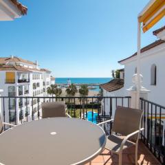 2233-Lovely 2 bedrooms on the beach, pool and port