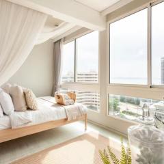 Family Suite Sea view 2Bedroom at Veranda Residence Pattaya