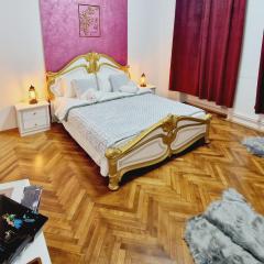 Royal 5* mansion near central square