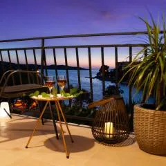 Beachfront Apartment Nikol