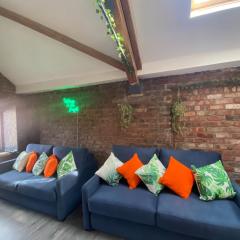 Button Street by UStay Aparthotels