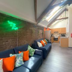 Button Street by UStay Aparthotels