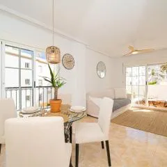 Villamartin apartment. Excellent location for Golfers, Cyclists and Hikers