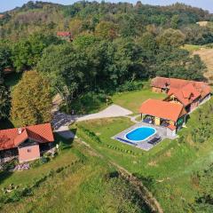 Nice Home In Gusakovec With Jacuzzi