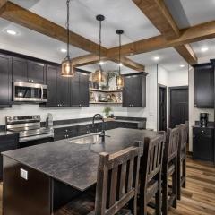 NEW! Modern Luxury Lakefront Lodge Resort - FREE Amenities