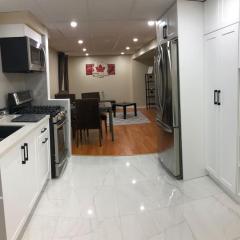 Basement Apartment in Richmond Hill