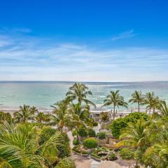 Luxury resort apartment with ocean front view