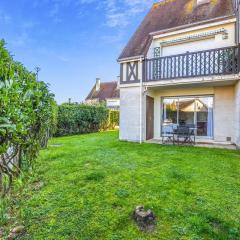 Comfortable one-bedroom with garden in Cabourg - Welkeys