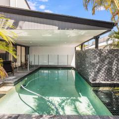 22 Seaview Terrace Moffat Beach