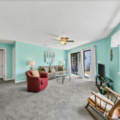 Crystal Village II 18A - 2Bedroom 2BA Condo near the Beach Sleeps 6!