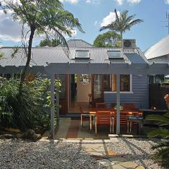 Harkaway - charming cottage in central Byron Bay