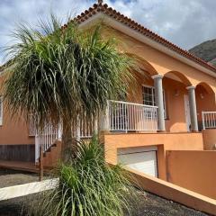 Chalet. Jardín, vistas, tranquilidad