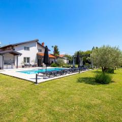 Modern villa Susanj with outdoor pool in Opatija