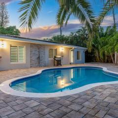 Renovated + 2MI from Beach + Heated Pool +Grill