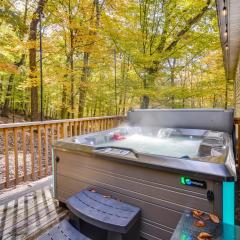 Charming Ohio Retreat with Deck, Porch and Gas Grill!