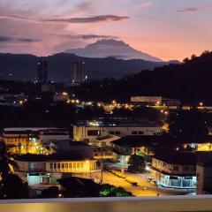 Mt Kinabalu , Sea View & Sunset Living , Aru Suites , Borneo