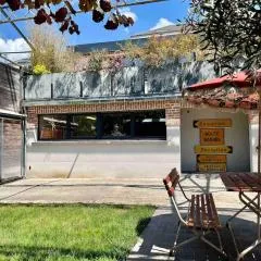 Rare ! LOFT Atypique Centre-Ville Parking Jardin
