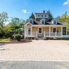 Beautiful 5BR, 3.5BA Cape Cod Home with Park View