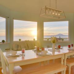 Oceanfront Kenai Villa with Fireplace and Deck