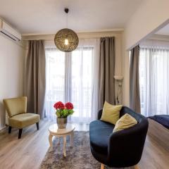 Cozy In the Heart of Budapest with Terrace and Tub