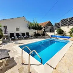 Holiday Home Markic by Interhome