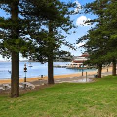 Waterfront Apartment in the Heart of Manly