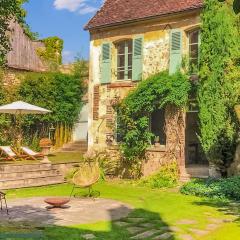 5 Bedroom Gorgeous Home In Villeneuve-sur-yonne