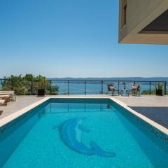 Seaview Villa Matea with 4 en-suite Bedrooms, Whirlpool, Sauna, Private pool