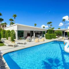 Luxury Palm Springs Home With a POOL, Next to Downtown & Airport