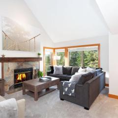 Painted Cliff 25 - Townhome with Forest Views, BBQ, & Shared Hot Tub - Whistler Platinum