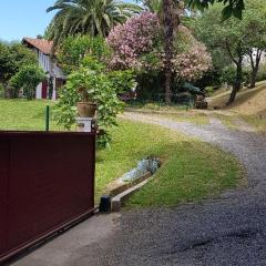 Appartement F2 tout confort ****
