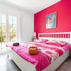 Casa Sarita - farbenfrohes Ferienhaus