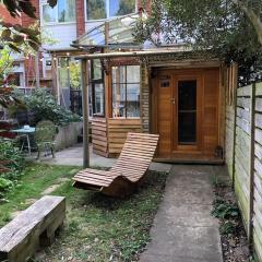 Tiny hideaway in Cambridge