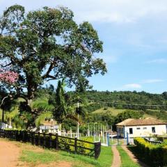 Santa Lucia Fazenda Centenária nas Montanhas